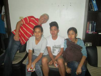 Posing with Krisel, Gab,a nd Jenny at one of our student gatherings in February